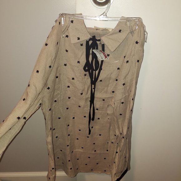 NEW Cat Lady Keyhole Shirt - Picture 5 of 16